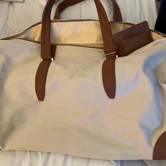 🆕 Canvas Weekender - Picture 4 of 9